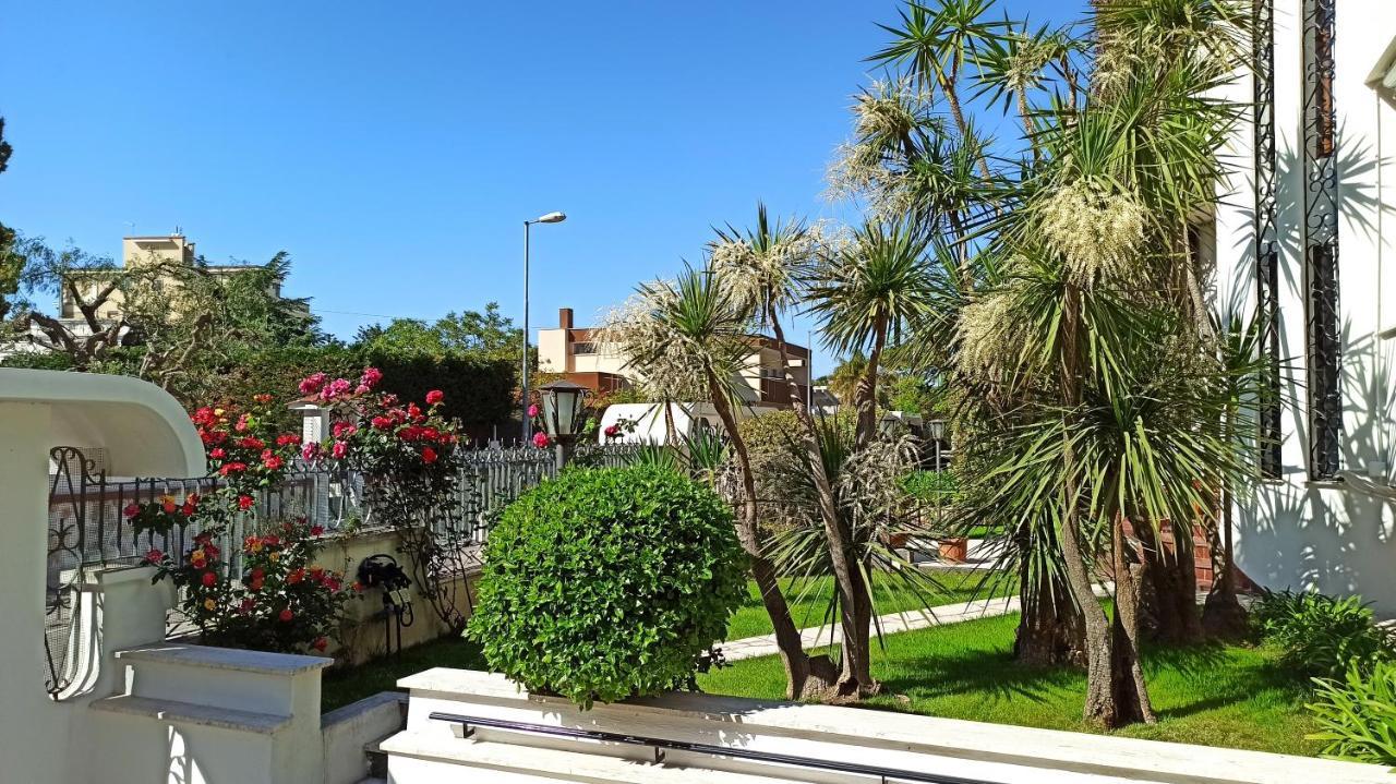 Villa Mary - Oroblu Trani Exterior foto